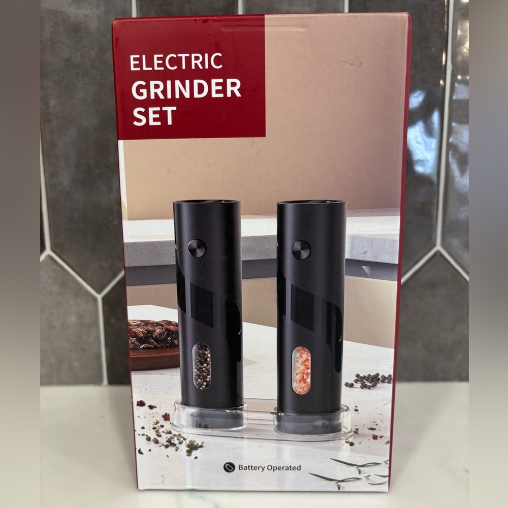 Black Electric Grinder Set (Salt & Pepper)